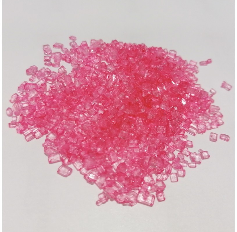 Sfiziosi cristalli di zucchero colorato rosa